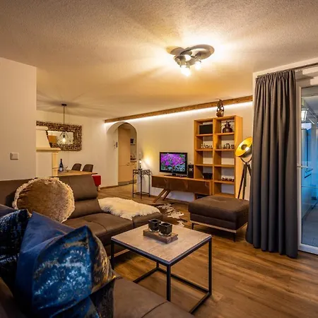 Jaegerheim & Jaegerhaus Apartment